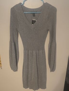 INC International Concepts Silver Sparkle V-Neck Long Sleeve Dress